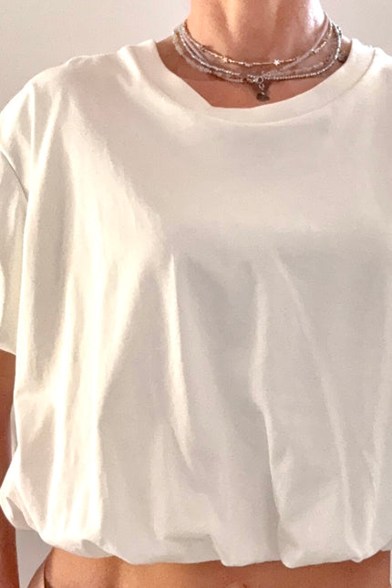 T-shirt con arriccio