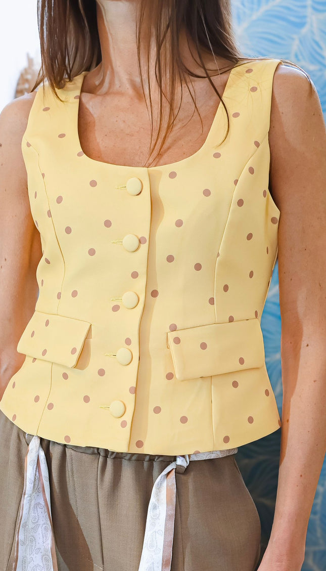 Gilet con bottoni foderati