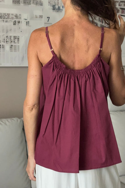 TOP SCOLLO ELASTICIZZATO