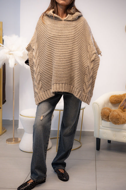 PONCHO CON CAPPUCCIO