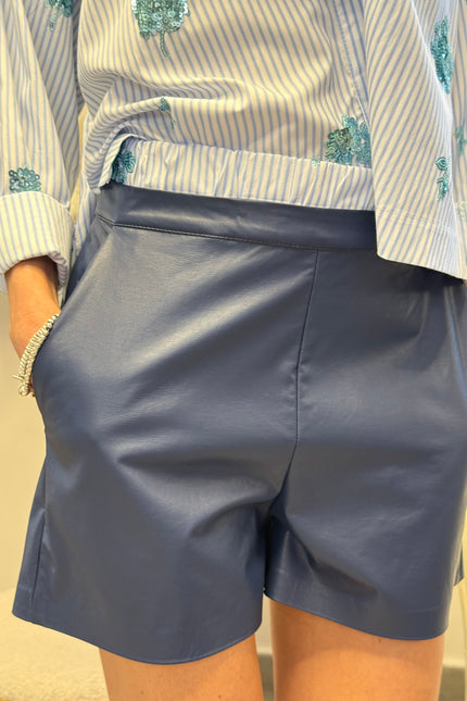 PANTALONCINI IN ECOPELLE CON ELASTICO IN VITA IN COTONE