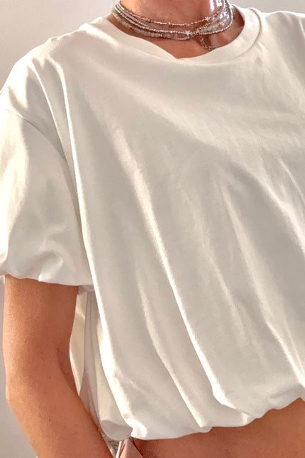 T-shirt con arriccio