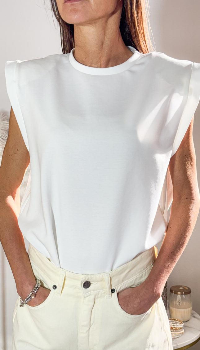 T-SHIRT SMANICATA CON SPALLINE