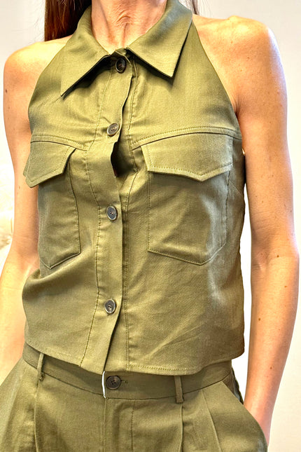 Top con scollo all'americana
