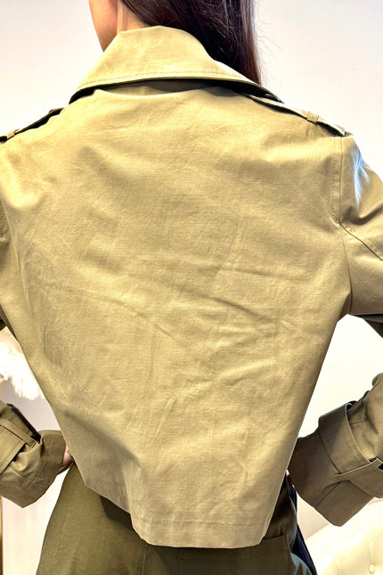 Trench corto