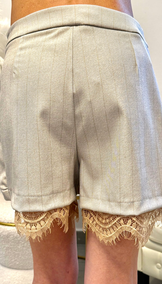 Shorts punto Milano ins pizzo