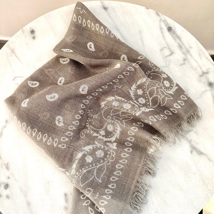 Collection image for: Foulard e sciarpe