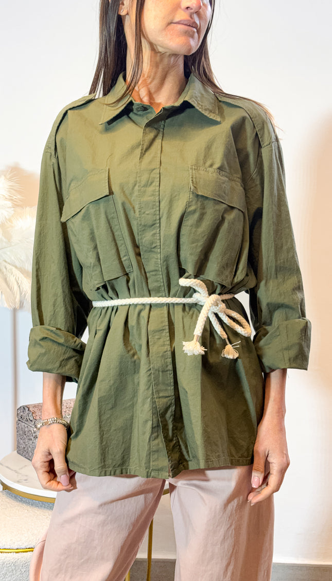 Camicia vintage con applicazioni